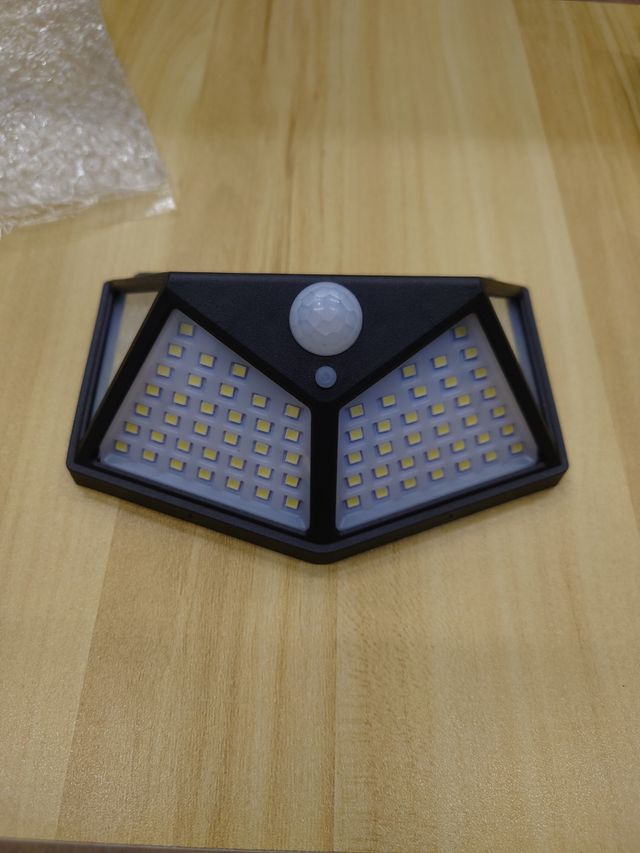 Luz Solar Exterior LED 50
