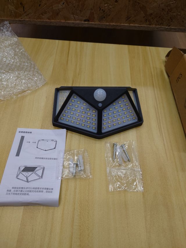 Luz Solar Exterior LED 50