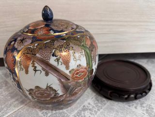 Antico potiche vaso cinese portaspezie con base