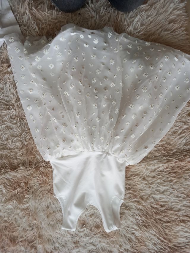 Vestido blanco niña