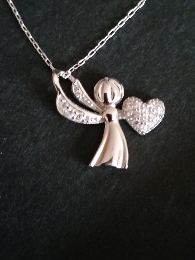 Fio em prata com anjo