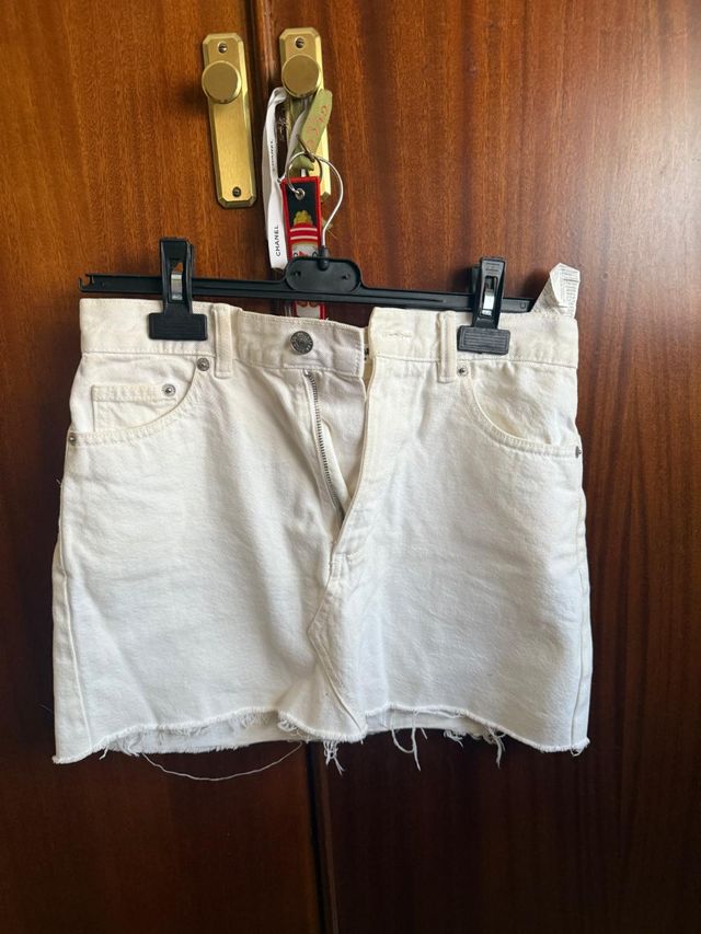 Falda vaquera Pull&Bear blanca M