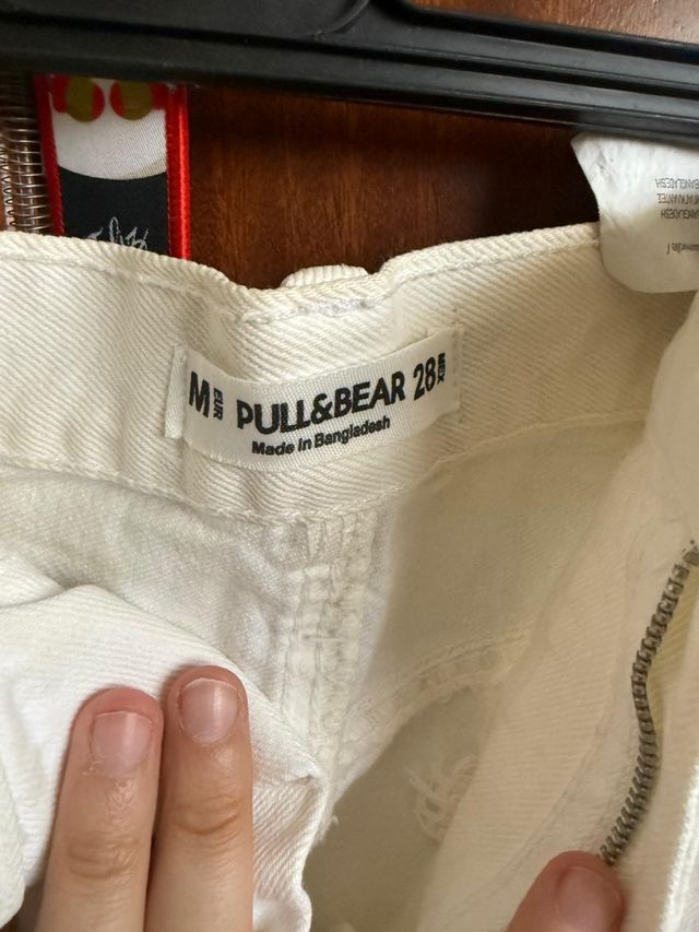 Falda vaquera Pull&Bear blanca M