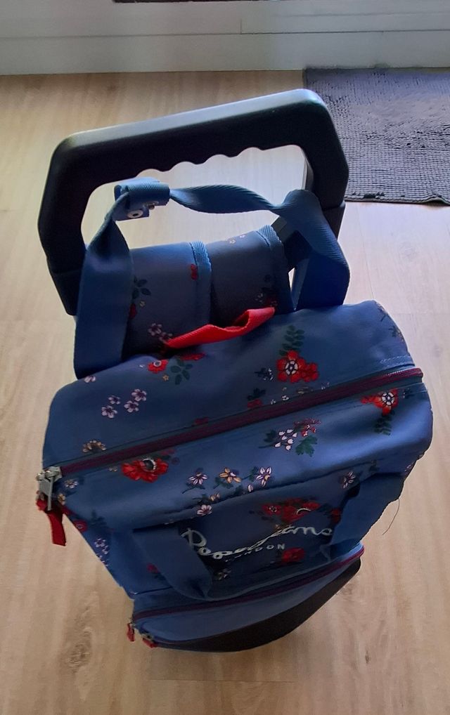 Mochila Pepe Jeans con ruedas