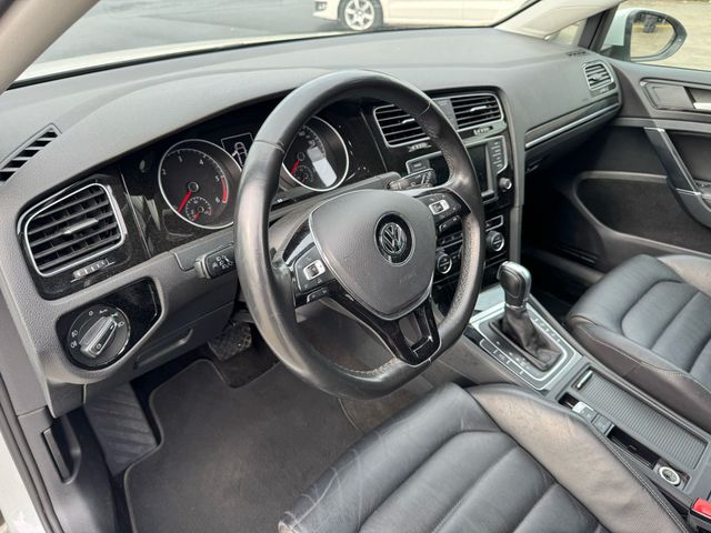 Volkswagen Golf R-LINE TDI 150CV