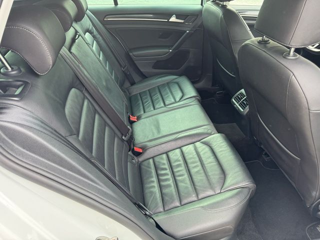 Volkswagen Golf R-LINE TDI 150CV