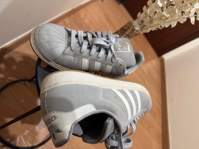 Adidas superstar