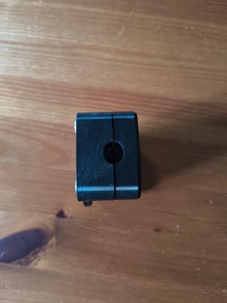 Soporte TomTom para barra de 12mm
