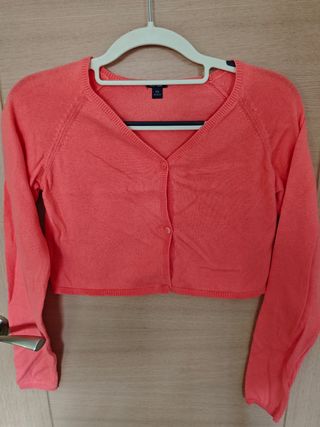 Chaqueta roja KIABI talla 12A (146-152cm)