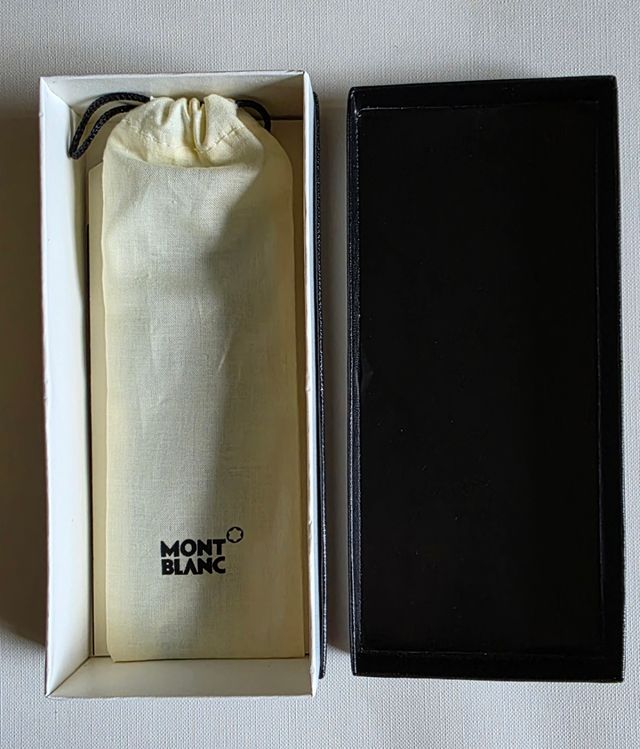 Funda Montblanc Sartorial azul nueva