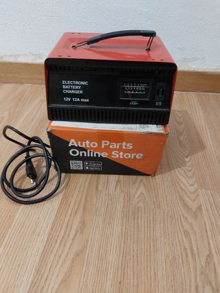 Cargador baterías 12V 12A