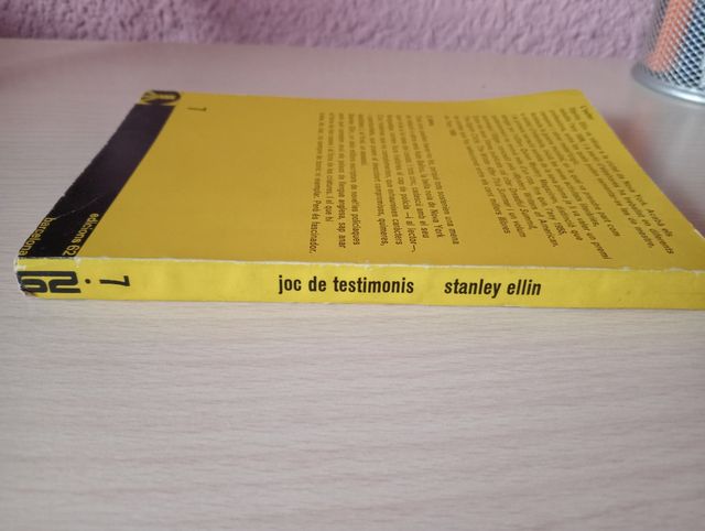 Novel·la policíaca "Joc de testimonis".