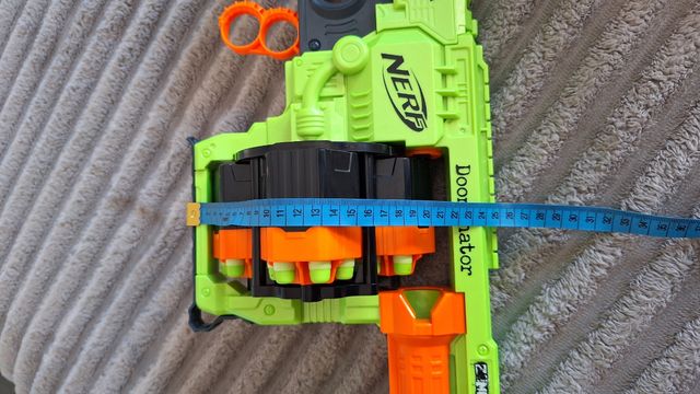 Nerf Doomlator pistola