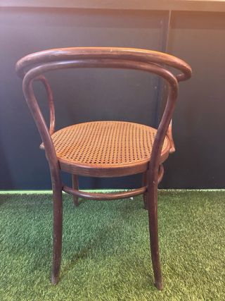 Sillas de madera maciza de haya by Thonet mod. 209