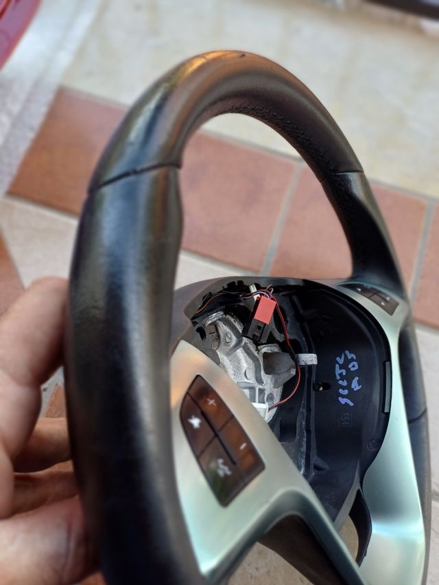 Sterzo lancia ypsilon multifunzione