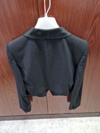 Chaquetilla Zara Woman negra a rayas