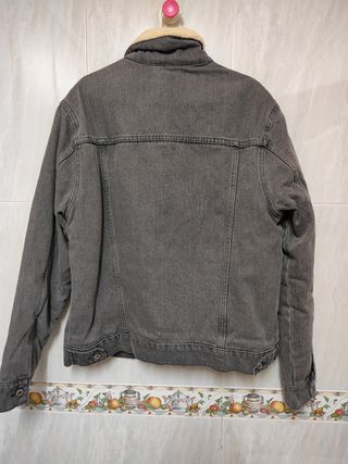 Cazadora vaquera Primark gris