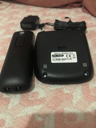 Teléfono Inalámbrico de mesa.
