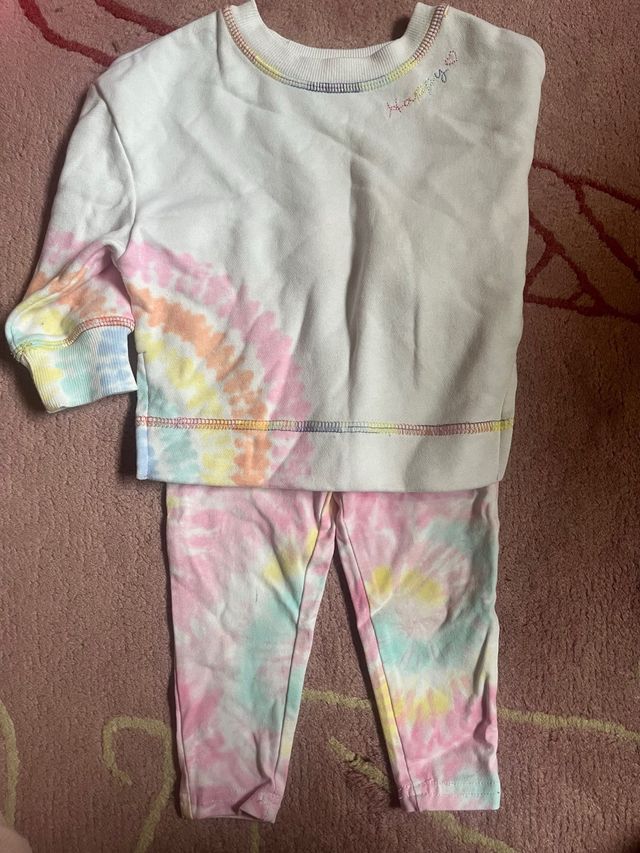 Conjunto leggins y sudadera niña