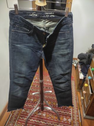 Pantalón Levis san francisco, talla 27 América 