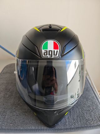Casco AGV