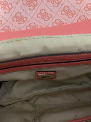 Bolso Guess rayas rosa blanco