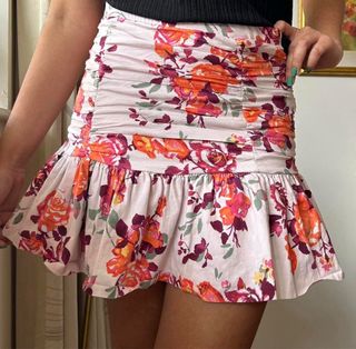 Falda mini con estampado de flores Solo envio
