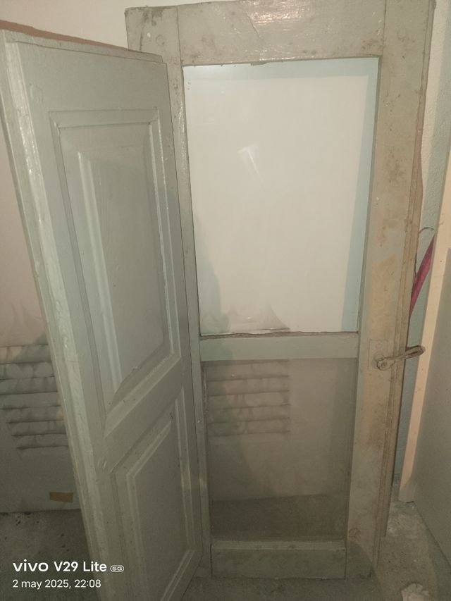 Ventana antigua de madera