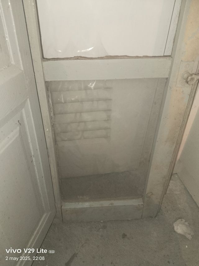 Ventana antigua de madera