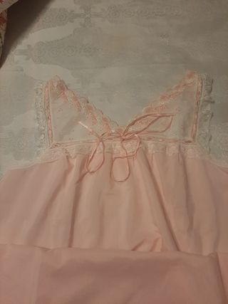Camisón rosa vintage