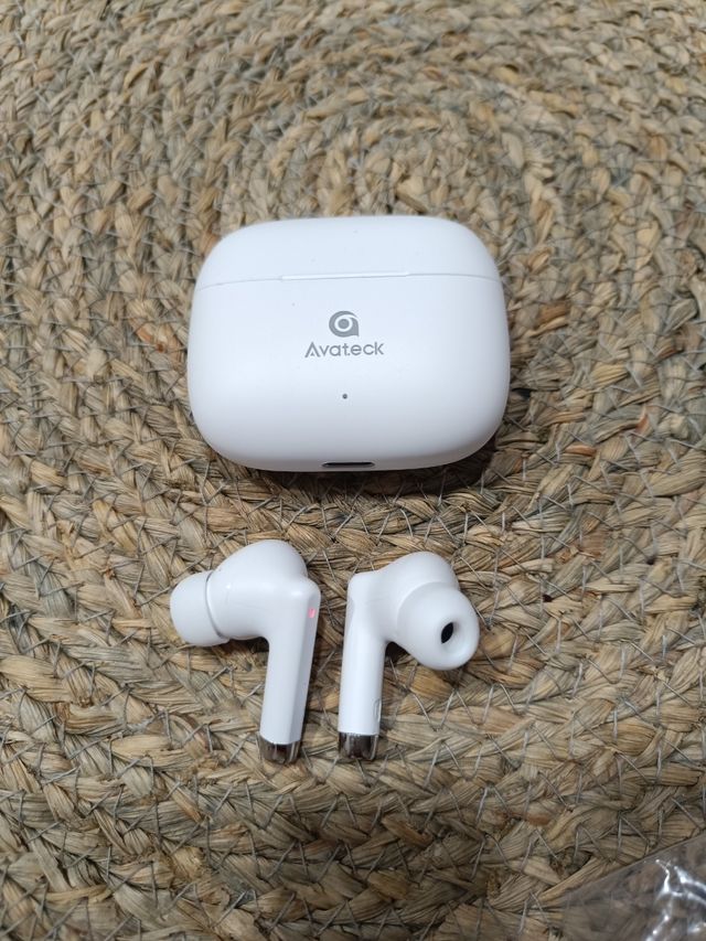 Auriculares bluetooth blancos avateck