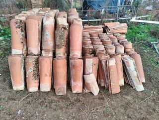 Tejas antiguas de barro