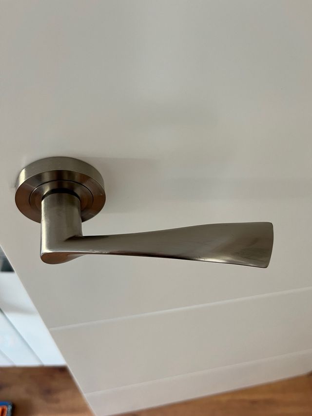 Manillas puerta modernas - Acero