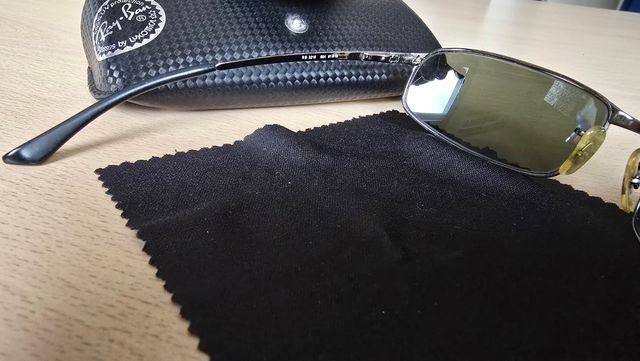 Ray-Ban RB2140: Gafas de sol blancas y negras