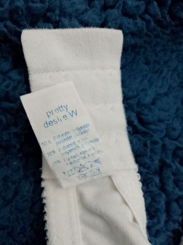 Set di due reggiseni bianco e nero