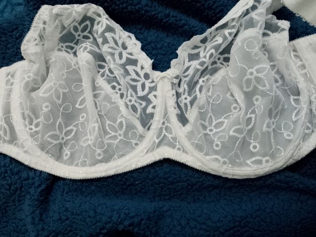Set di due reggiseni bianco e nero