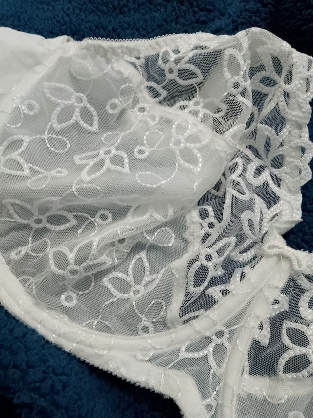 Set di due reggiseni bianco e nero