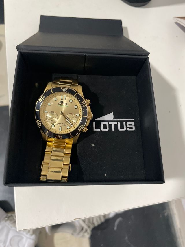Orologio Lotus Connect