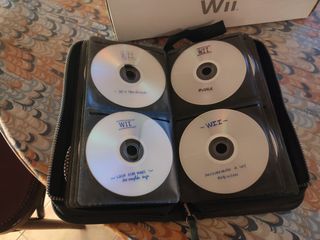 Wii blanca + 50 juegos