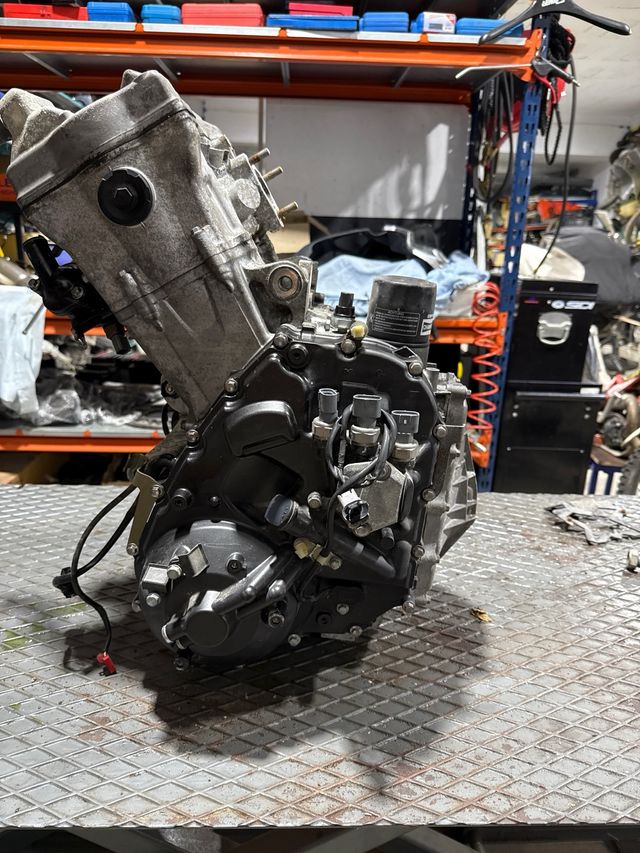 Honda Integra 700: Repuestos