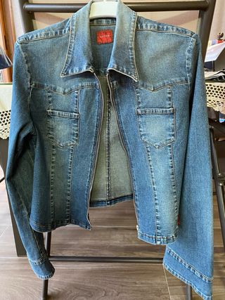 Chaqueta vaquera de mujer 