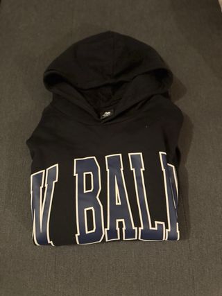 SUDADERA NEW BALANCE  TALLA 3 L COLOR NEGRO 