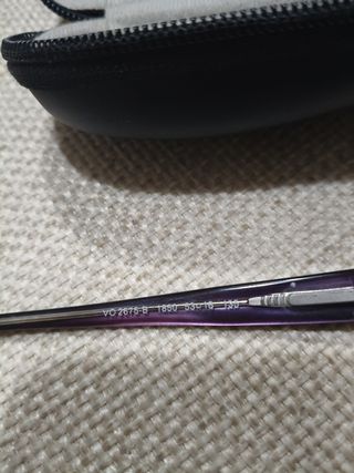 Occhiali da vista con riflessi azzurro viola