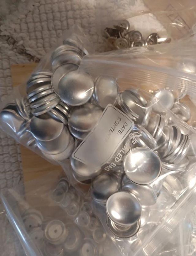 Kit MANUALIDADES
Cobertura, Perforadoras y Pines &