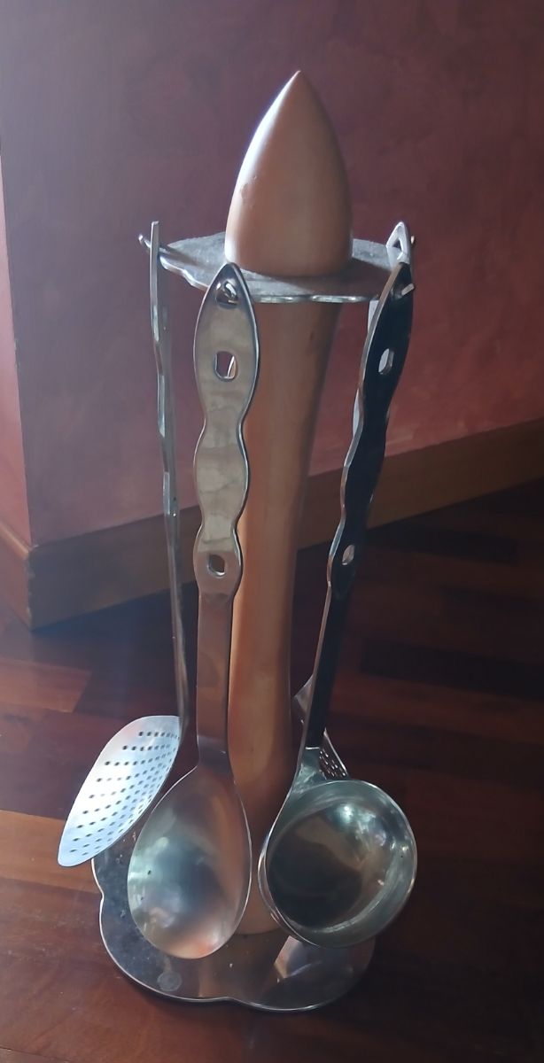 Portamestoli Giannini legno acciaio