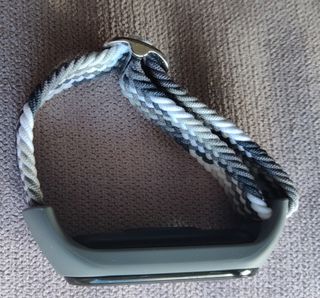 Xiaomi Mi Smart Band 6 - usada.
