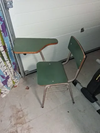 Pupitres antiguos - 22 unidades