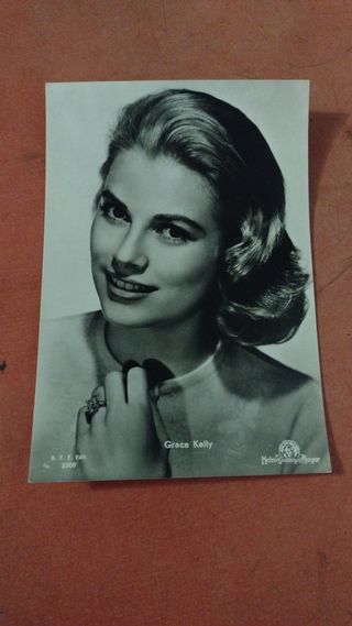 Grace Kelly Cartolina Vintage