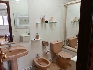 Se vende Piso de playa y centrico Villagarcia