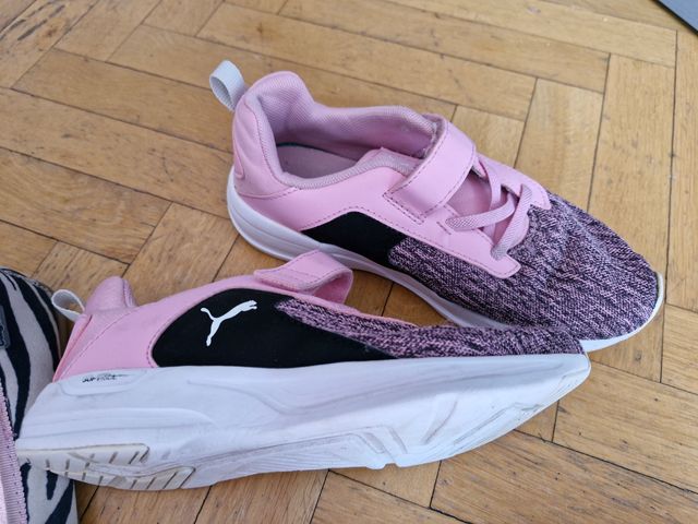 Zapatillas Nike, botas y zapatos niña 33,31